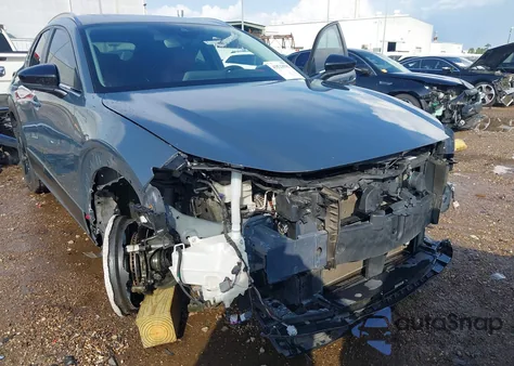 2022 Mazda Cx-30 Carbon Edition z USA, uszkodzony, nr VIN 3MVDMBCL8NM424102